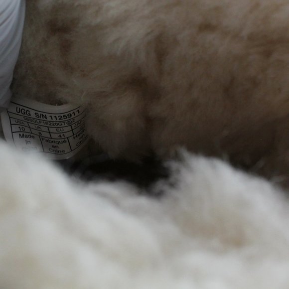 NEW UGG Classic Rhinestone Lined Mini Boot - Picture 10 of 13